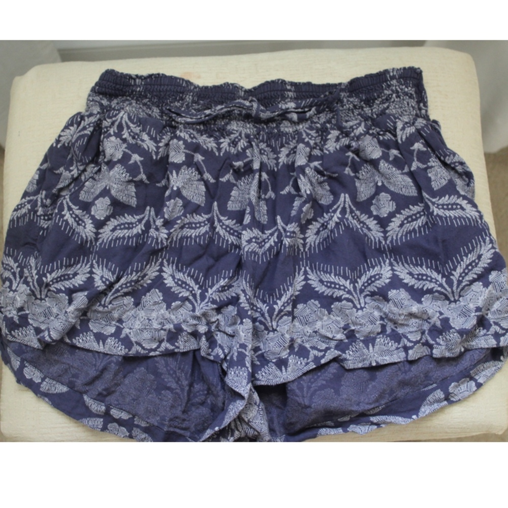 South Moon Under Printed Shorts